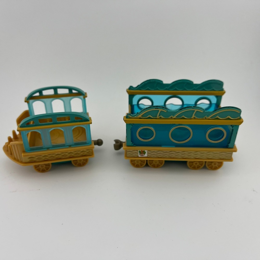Dinosaur Train Passenger Car and Caboose Lot of 2 Learning Curve 2010